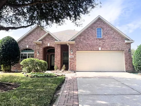 2402 E Tuschman, Pearland, TX 77581