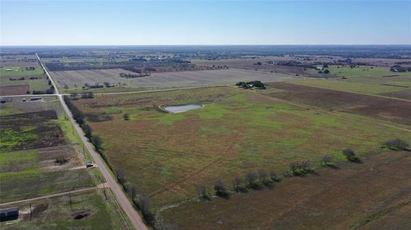 TBD Lot 6 Falke-Heinrich Road, Schulenburg, TX 78956