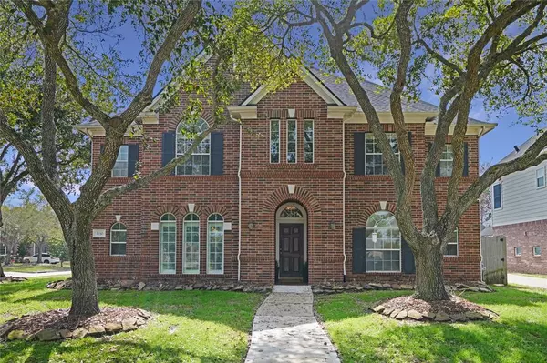 3030 Hidden Mist CT, Pearland, TX 77584