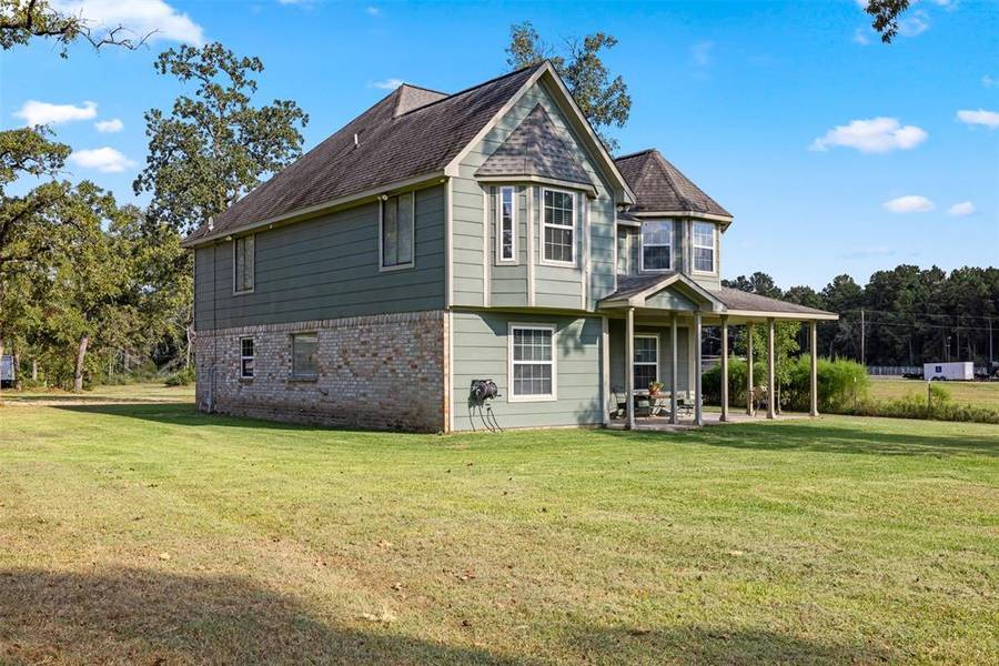 17203 Whippoorwill RD, Navasota, TX 77868