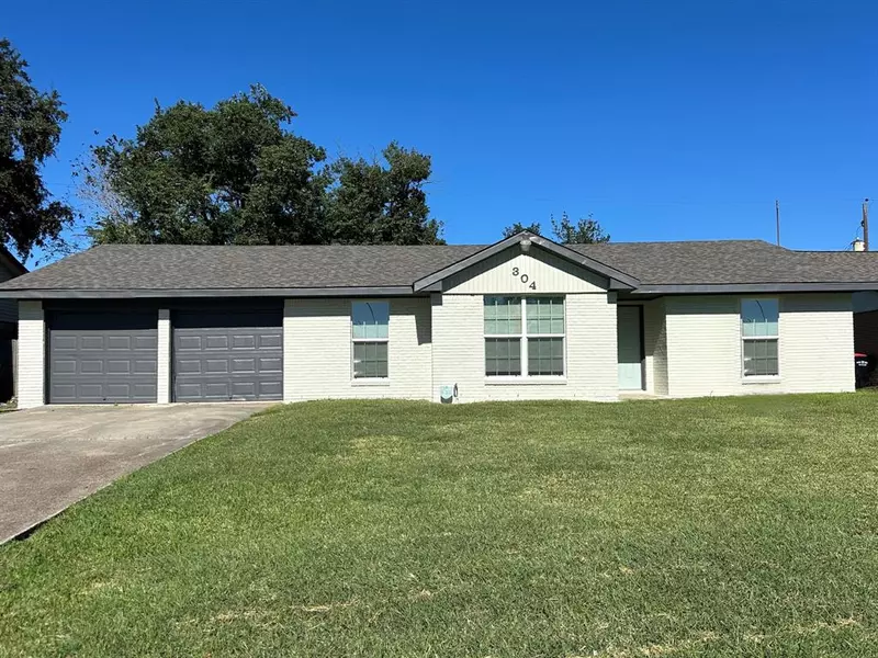 304 Grantham RD, Baytown, TX 77521