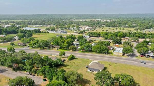 443 Ellinger RD, La Grange, TX 78945