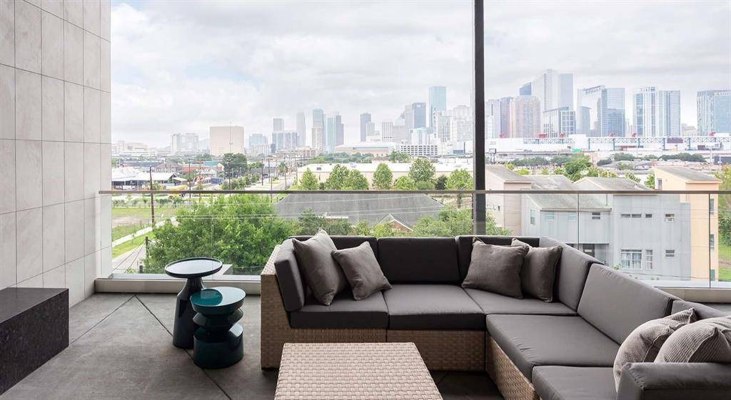 Houston, TX 77003,2425 Bell ST #2518