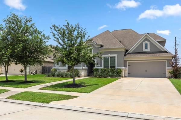 1321 Summer Field LN, Friendswood, TX 77546