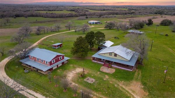 2082 County Road 438, Harwood, TX 78632