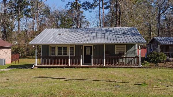 218 Tallow ST, Onalaska, TX 77360