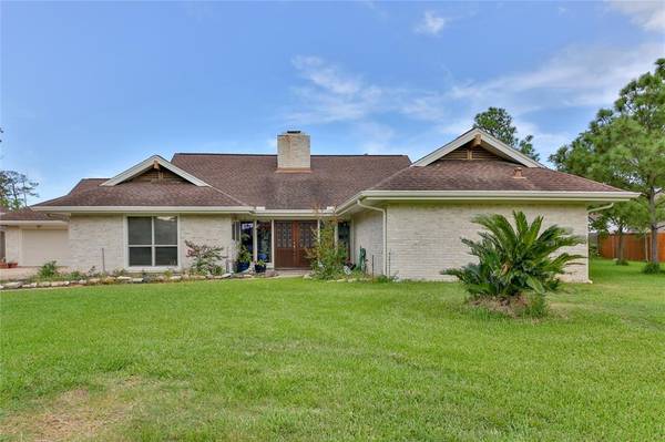 3007 Lazy Pine LN, La Porte, TX 77571