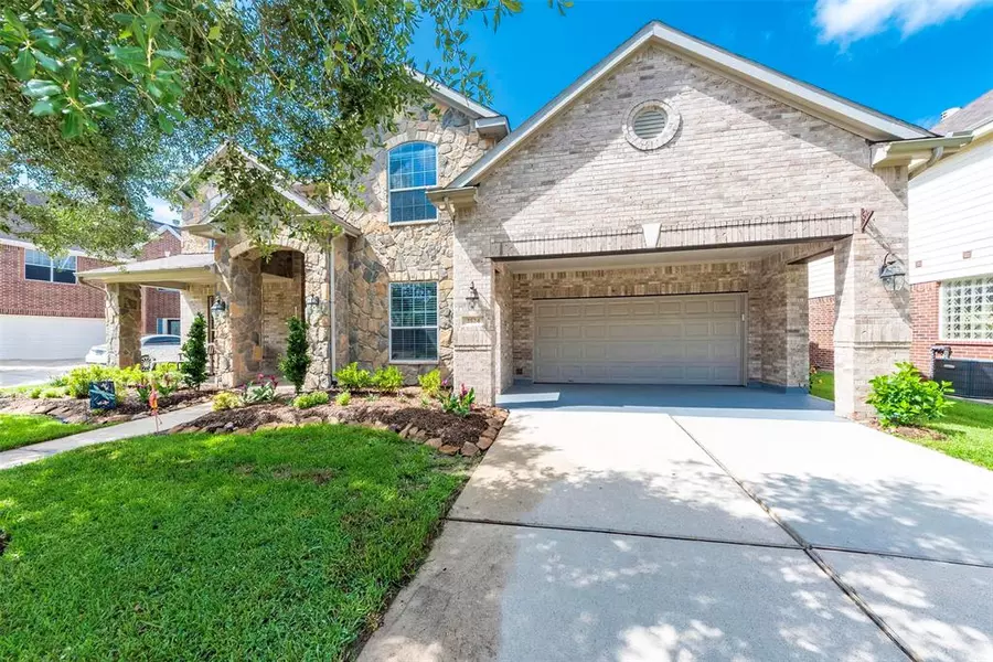 2524 Ivy Stone LN, Friendswood, TX 77546