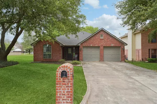 Willis, TX 77318,5122 Park View DR