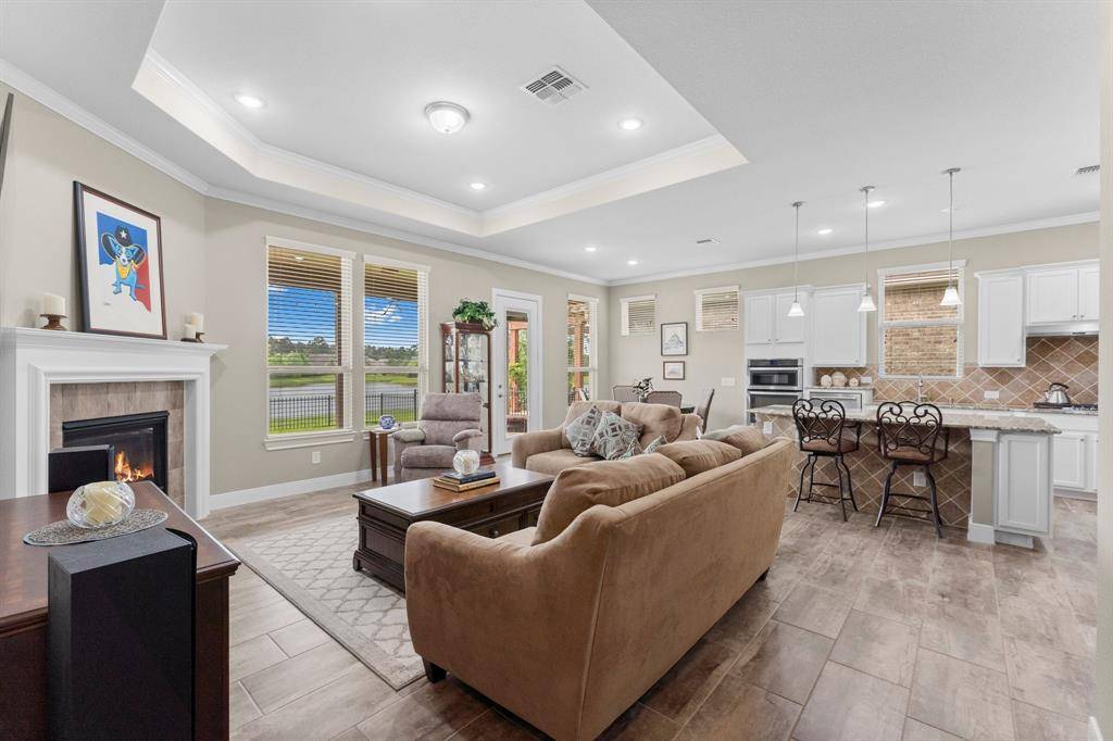 The Woodlands, TX 77382,364 Connemara DR