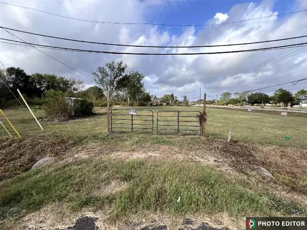 Pearland, TX 77584,16618 County Road 831