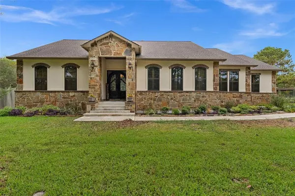 6705 Meadow LN, Pearland, TX 77584