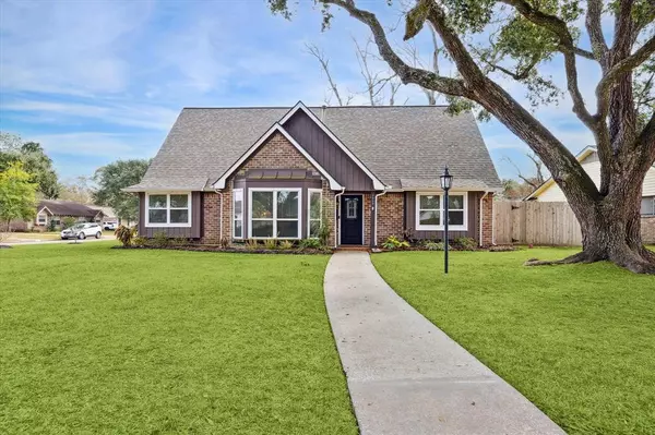 Nassau Bay, TX 77058,1530 Saxony LN