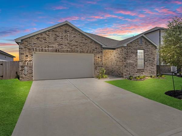 11885 Whirlaway DR, Willis, TX 77318