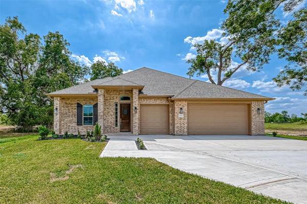 1014 Lakeland CIR, Rosharon, TX 77583