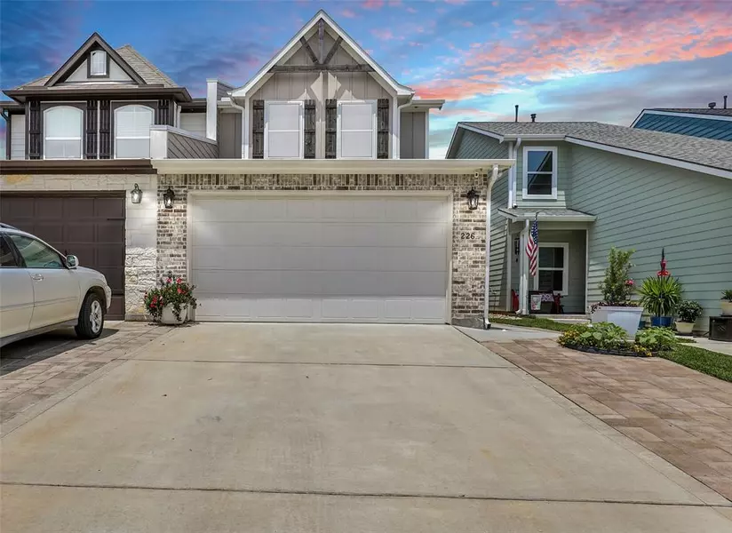 226 Capetown, Montgomery, TX 77356