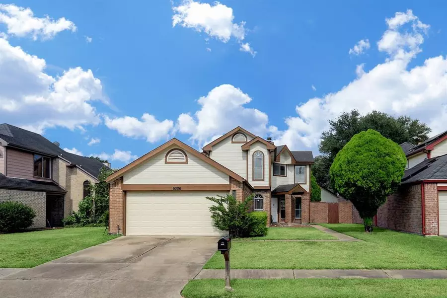 9006 Dawnridge LN, Houston, TX 77099