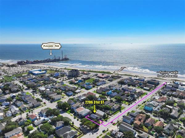 2206 31st ST, Galveston, TX 77550