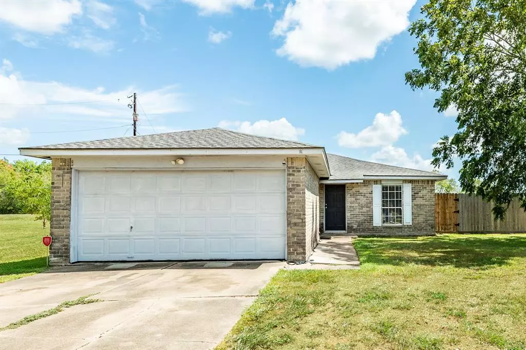 Angleton, TX 77515,272 Austin ST