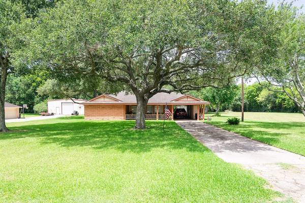 League City, TX 77573,2145 Leisure LN