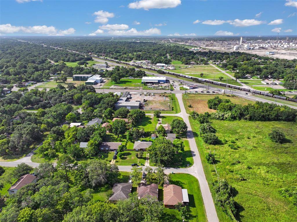 La Marque, TX 77568,405 Beech ST