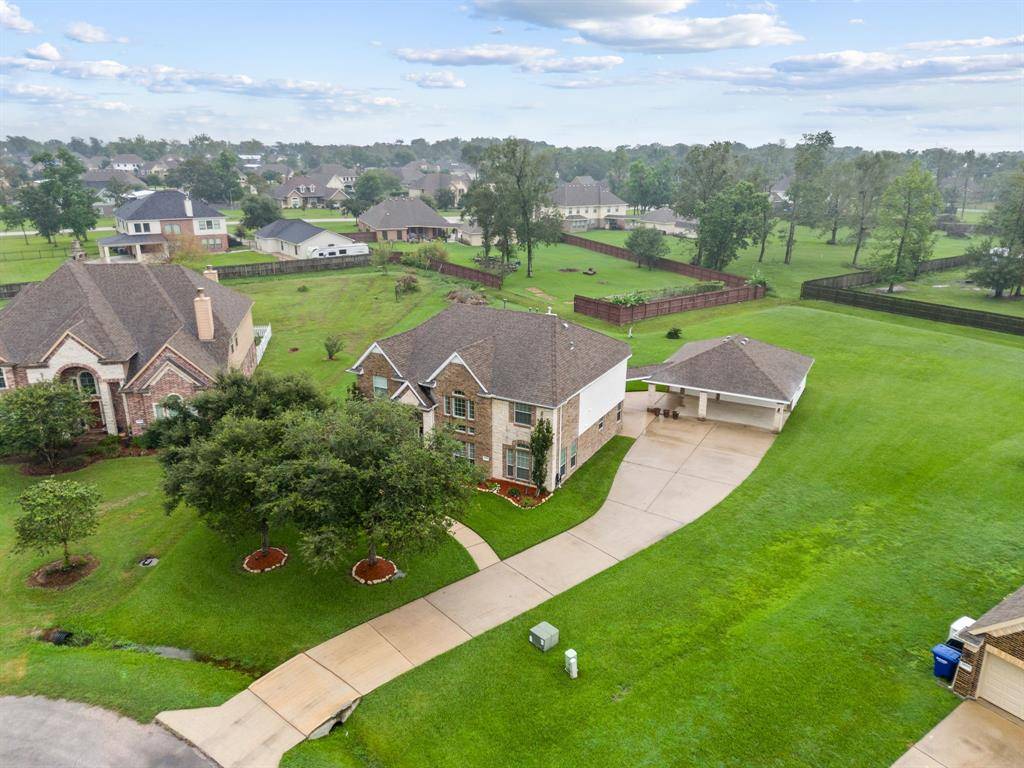 14910 High Meadow LN, Baytown, TX 77523