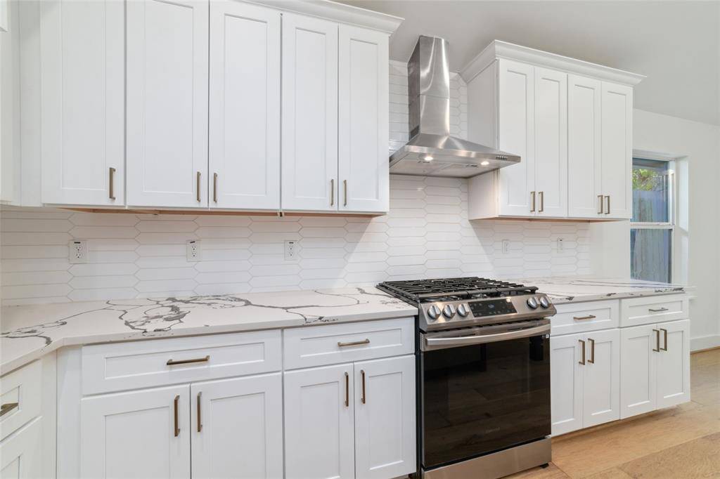 Houston, TX 77009,317 Kelley ST
