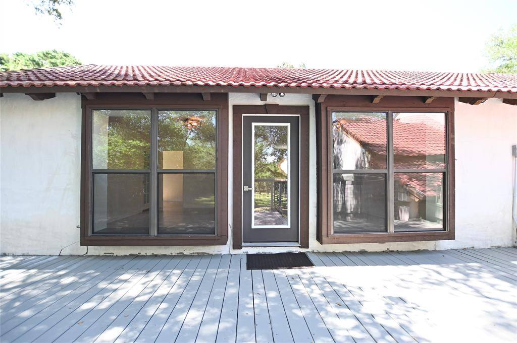 1 Lovers LN #2, Dickinson, TX 77539