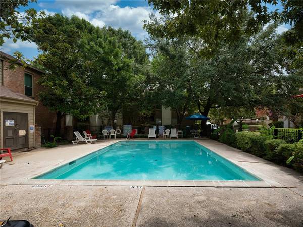 10051 Westpark DR #246,  Houston,  TX 77042