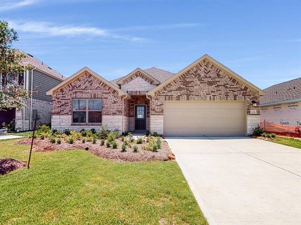 2406 Gentle Breeze LN, Baytown, TX 77523