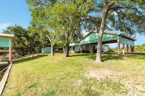 Bay City, TX 77414,2115 Private Road 652