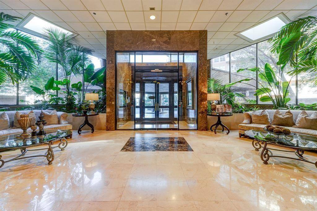Houston, TX 77056,3525 Sage RD #1409
