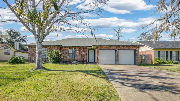 207 Sugar Cane TRCE, Lake Jackson, TX 77566