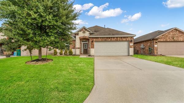 10219 Red Tamarack LN, Tomball, TX 77375