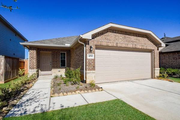 4531 Pinehurst Trace, Pinehurst, TX 77362