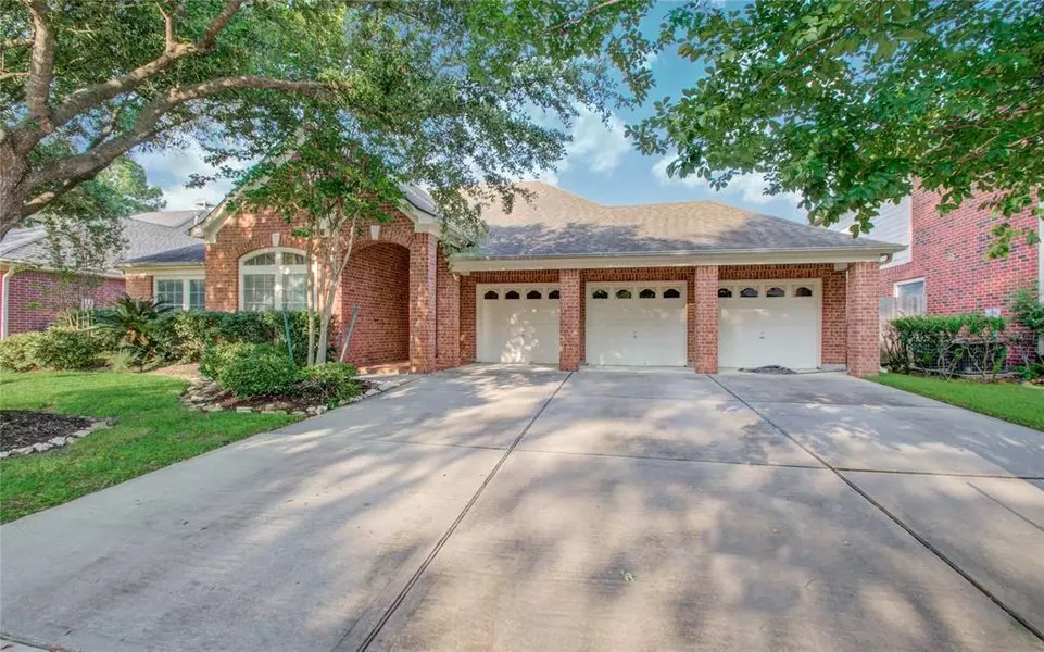 16026 Ashvale DR, Tomball, TX 77377