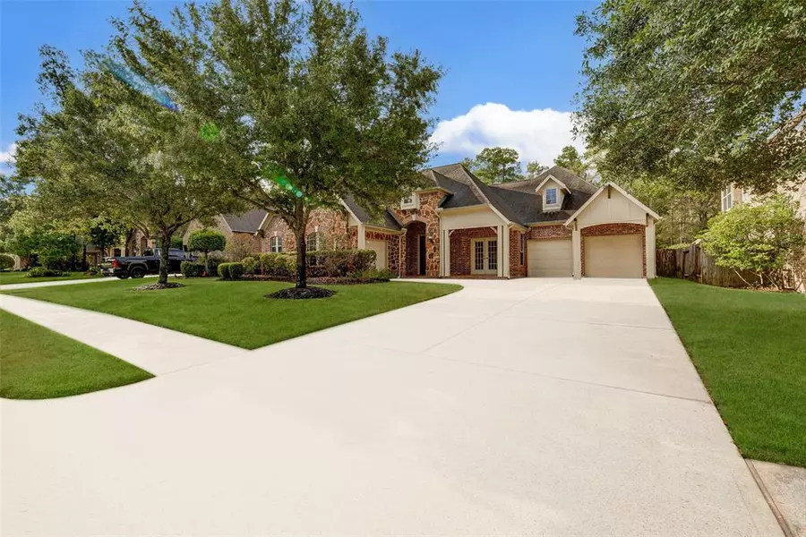 124 Brendan Woods LN, Conroe, TX 77384