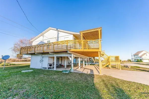 Crystal Beach, TX 77650,3619 Barracuda