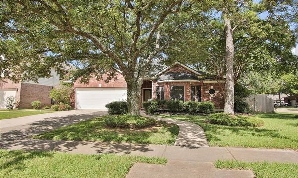 402 Prattwood CT, League City, TX 77573