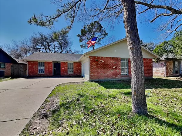 2014 Briar Ridge DR, Rosenberg, TX 77471