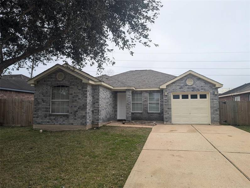 12626 Rio Bravo ST, Rosharon, TX 77583