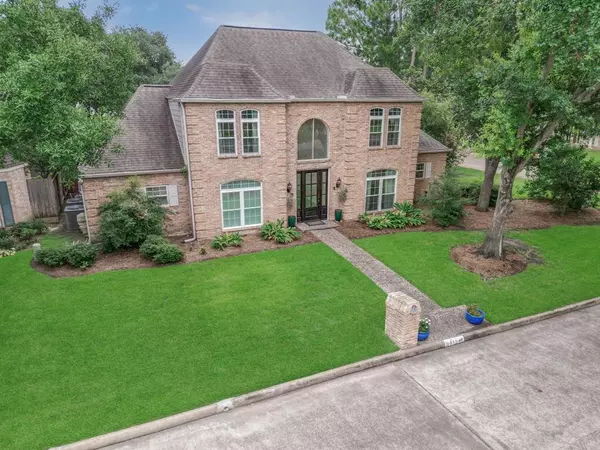 Houston, TX 77079,811 Walkwood CT