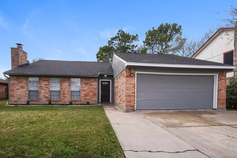 8619 Running Bird LN, Houston, TX 77489