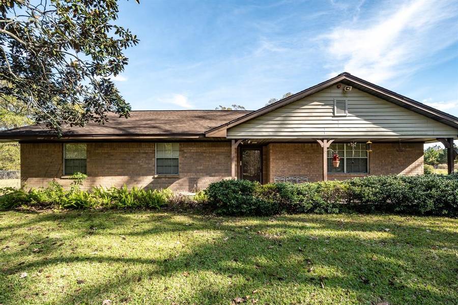 10488 Fostoria RD, Cleveland, TX 77328