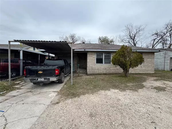 10413 Muscatine ST, Jacinto City, TX 77029