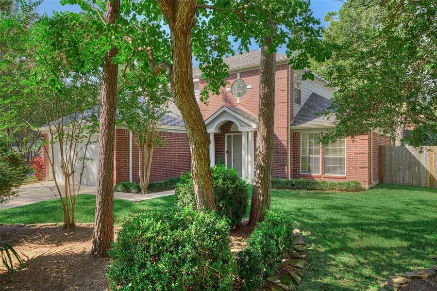 14 Hawkseye PL, The Woodlands, TX 77381