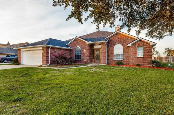 2015 Caroline AVE, Baytown, TX 77523