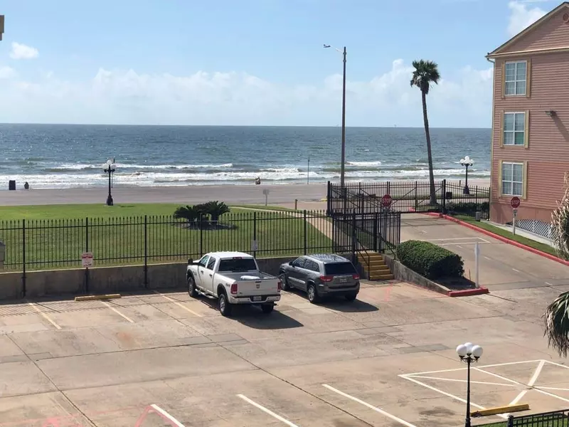 6300 Seawall BLVD #3202, Galveston, TX 77551