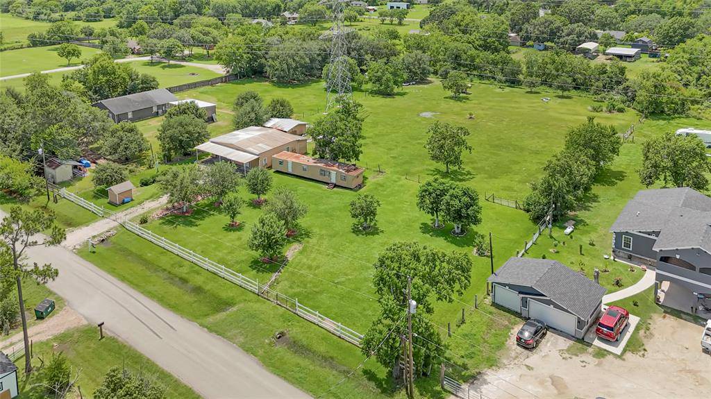 Alvin, TX 77511,694 County Road 941