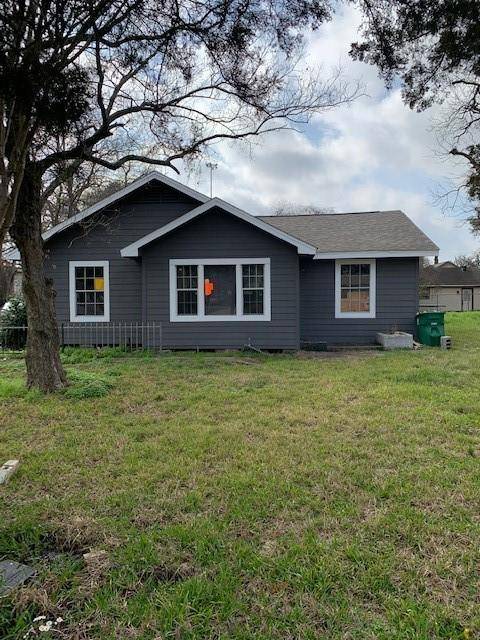 Houston, TX 77022,522 Caplin ST